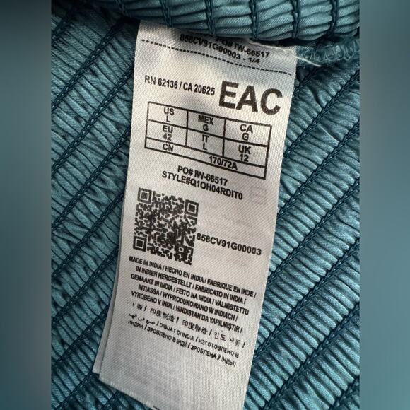 Guess Los Angeles Satiny Teal Blue V-Neck Smocked Blouse L - Picture 5 of 6